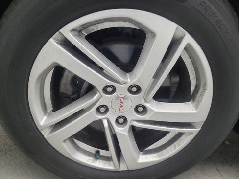 Used 2018 GMC Terrain SLE w/ Driver Convenience Package FWD image 31