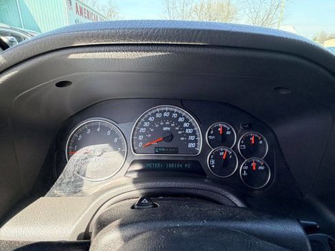 Used 2004 GMC Envoy XL SLT image 15