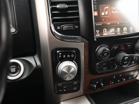 Used 2017 RAM 1500 Laramie w/ Convenience Group image 26