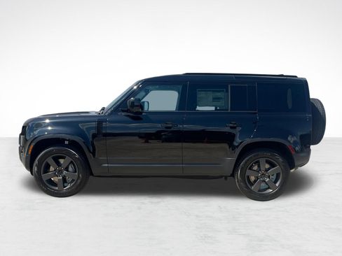 Used 2026 Land Rover Defender 110 S AWD/4WD image 2