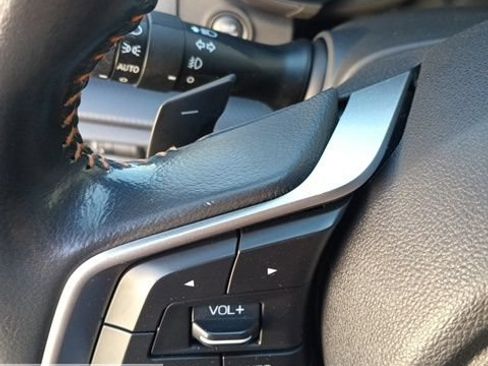 Used 2019 Subaru Crosstrek 2.0i Premium AWD/4WD image 34