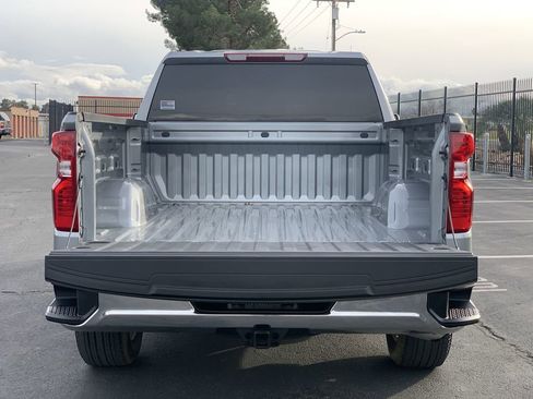 Certified 2025 Chevrolet Silverado 1500 LT image 24