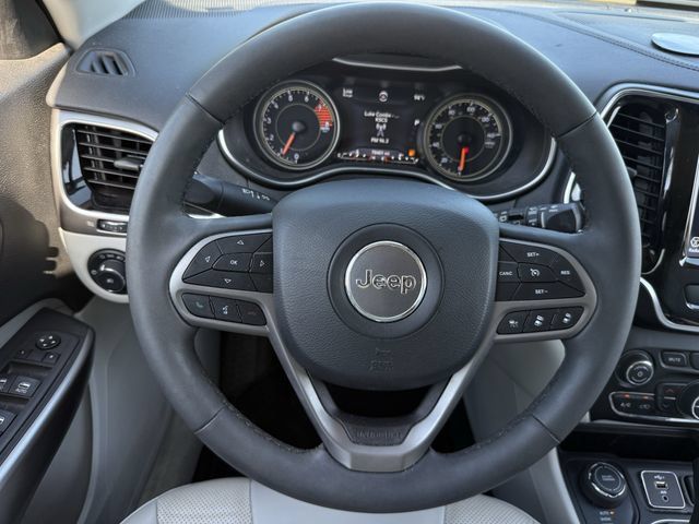Used 2022 Jeep Cherokee Limited AWD/4WD image 13