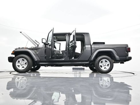 Used 2022 Jeep Gladiator Sport AWD/4WD image 43