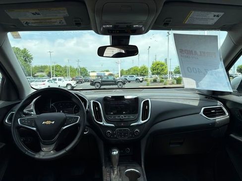 Used 2020 Chevrolet Equinox LT FWD image 17