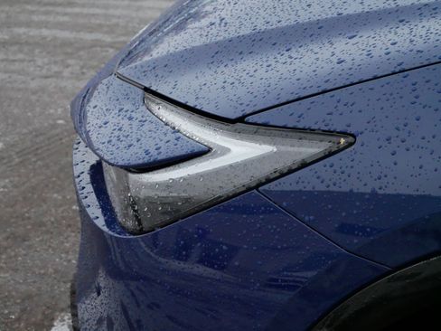 Used 2025 Toyota Prius Limited image 16