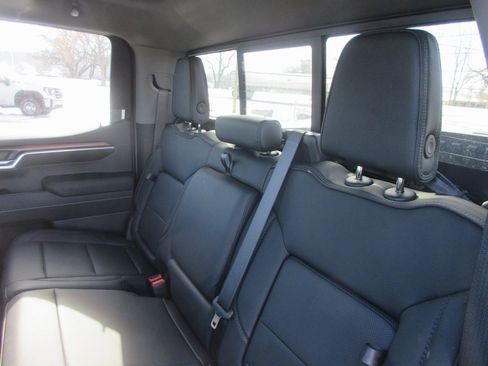 New 2026 GMC Sierra 1500 Denali w/ Denali Reserve Package image 15