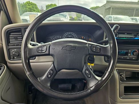 Used 2004 Chevrolet Silverado 1500 LT w/ Light Duty Power Package RWD image 19
