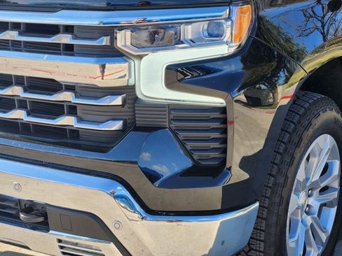 Used 2025 Chevrolet Silverado 1500 LTZ w/ LTZ Premium Texas Edition image 18