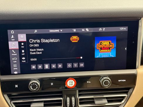 Used 2025 Porsche Macan image 31