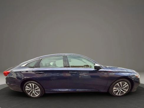 Used 2020 Honda Accord Hybrid image 4