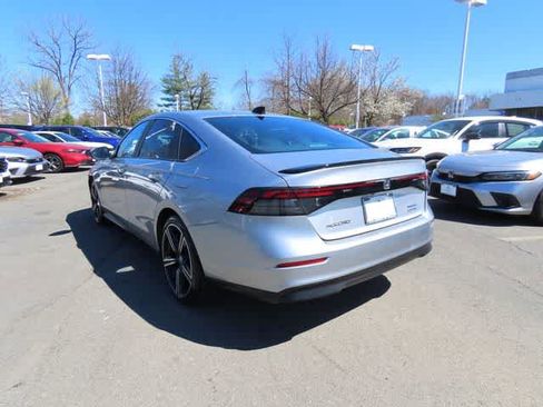 Used 2023 Honda Accord Sport image 4