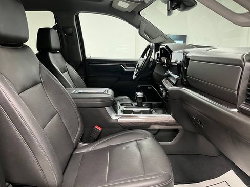 Used 2022 Chevrolet Silverado 1500 LTZ AWD/4WD image 58