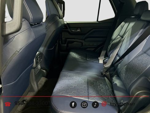 New 2026 Toyota 4Runner Platinum AWD/4WD image 25