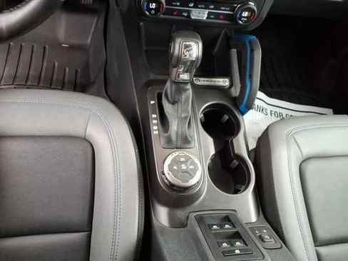 Used 2023 Ford Bronco Black Diamond AWD/4WD image 16