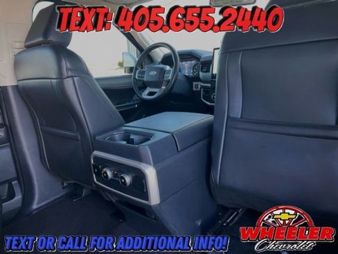 Used 2022 Ford Expedition XLT image 11