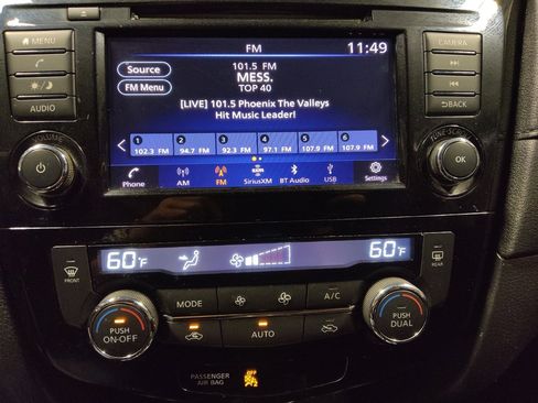 Used 2019 Nissan Rogue SV FWD image 25