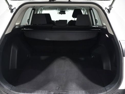 Used 2025 Toyota RAV4 XLE image 19