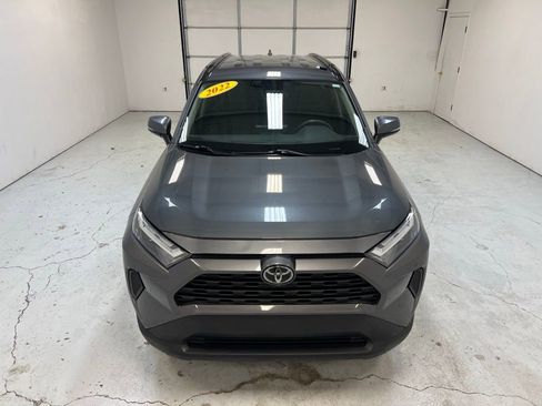 Used 2022 Toyota RAV4 XLE image 7