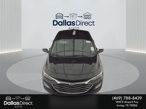 Used 2020 Chevrolet Malibu LT image 3