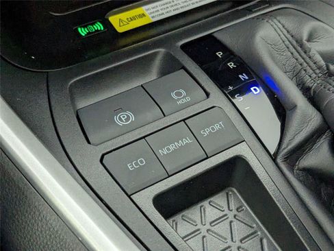 Certified 2024 Toyota RAV4 XLE w/ Convenience Package FWD image 22