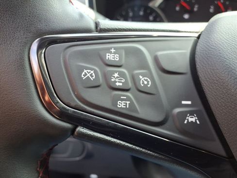 Used 2023 Chevrolet Equinox RS AWD/4WD image 19