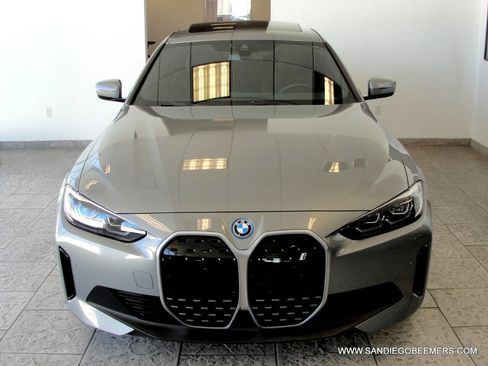 Used 2023 BMW i4 eDrive40 image 7