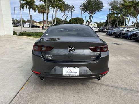 Used 2021 MAZDA MAZDA3 s image 3