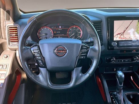 Used 2022 Nissan Frontier Pro-X w/ Technology Package image 5