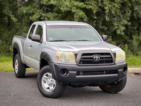 Used 2006 Toyota Tacoma 4x4 Access Cab V6 image 3