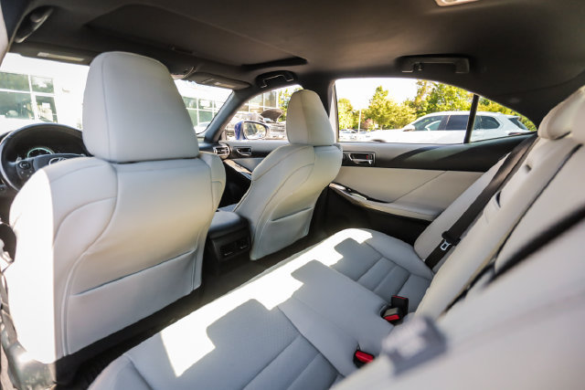 Used 2016 Lexus IS 350 AWD w/ F Sport Package image 63
