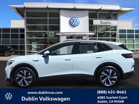 Used 2023 Volkswagen ID.4 Pro RWD image 7