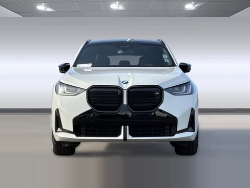 Used 2025 BMW X3 M50 w/ Premium Package image 5