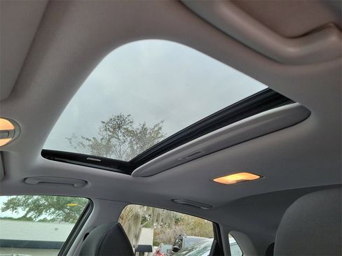 Used 2018 Hyundai Kona SEL image 34