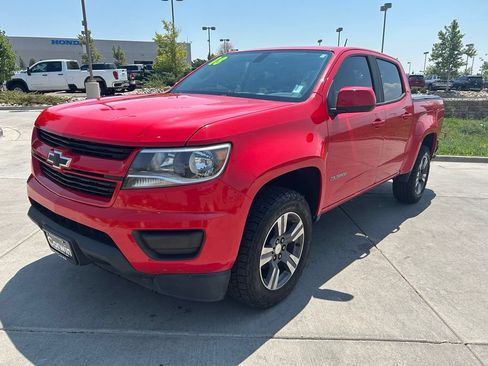 Used 2018 Chevrolet Colorado W/T w/ Custom Special Edition AWD/4WD image 3