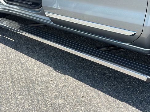 New 2026 Chevrolet Silverado 1500 High Country AWD/4WD image 14