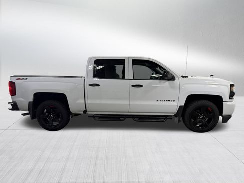 Used 2017 Chevrolet Silverado 1500 LTZ Z71 w/ Redline Edition image 8