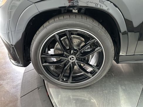 Used 2026 Mercedes-Benz GLS 450 4MATIC image 34