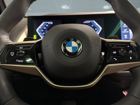 Used 2025 BMW X3 xDrive30i w/ Convenience Package image 17