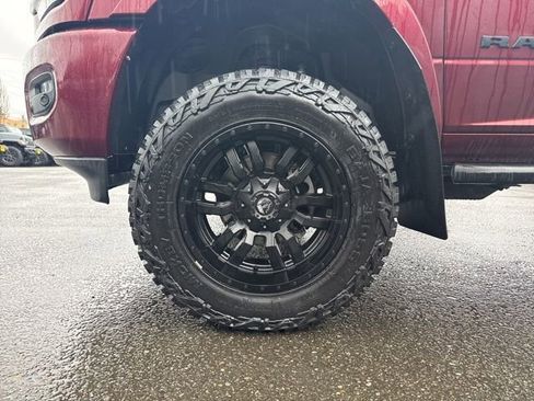 Used 2021 RAM 2500 Laramie w/ Night Edition image 17