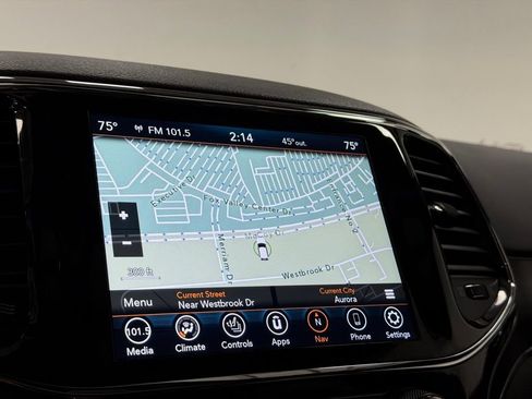 Used 2021 Jeep Grand Cherokee Limited image 17