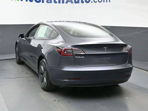 Used 2023 Tesla Model 3 Standard Range image 25