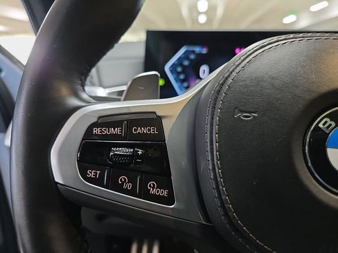 Used 2024 BMW X7 xDrive40i w/ M Sport Package AWD/4WD image 20