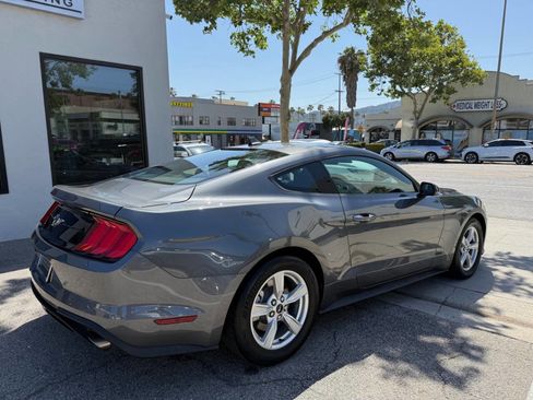 Used 2023 Ford Mustang Coupe RWD image 7
