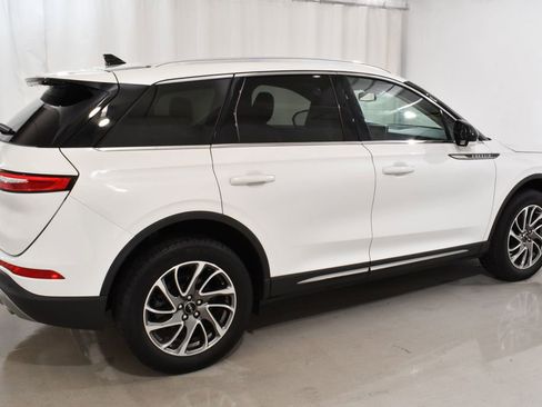 Used 2022 Lincoln Corsair AWD w/ Equipment Group 101A image 11