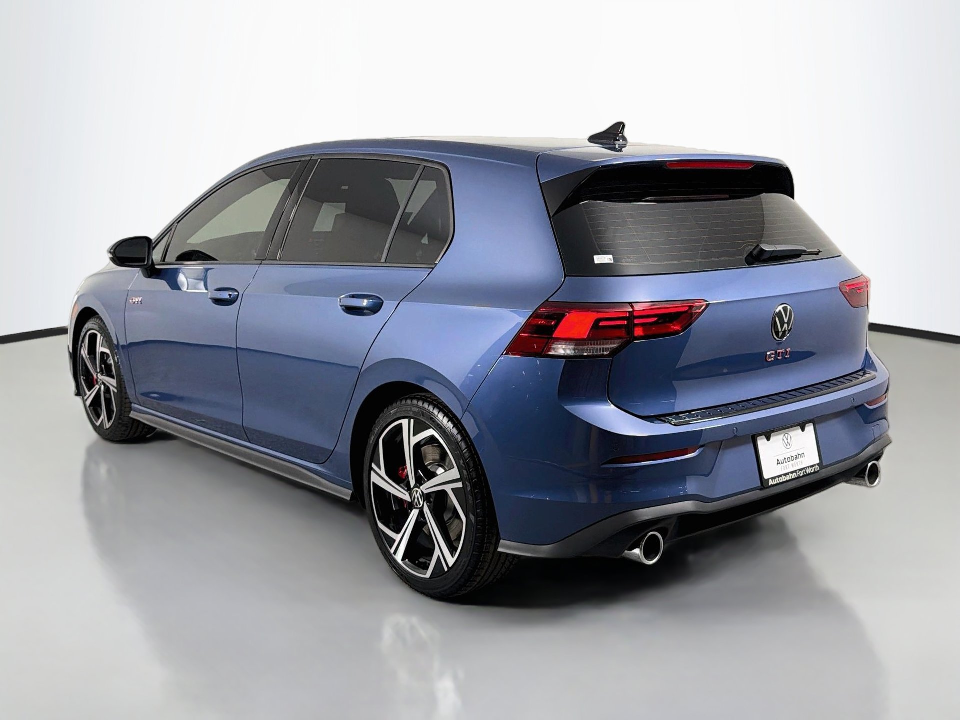 New 2026 Volkswagen GTI SE FWD image 7