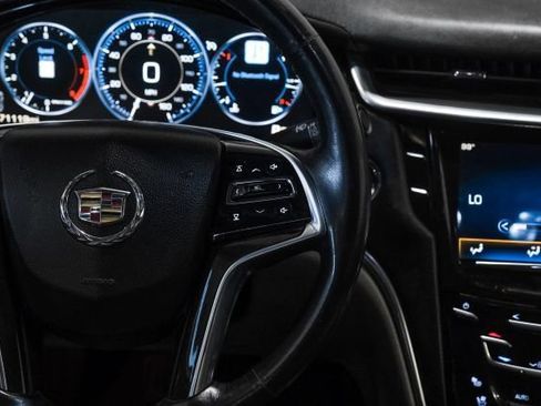 Used 2013 Cadillac XTS Premium FWD image 17