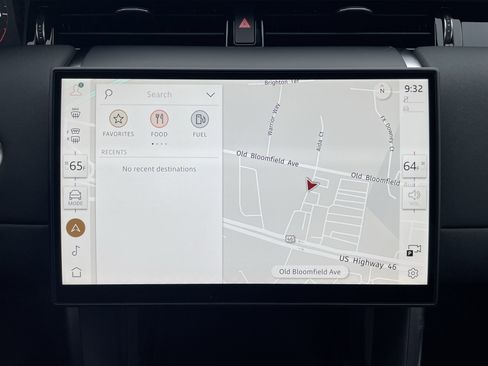 Certified 2024 Land Rover Discovery Sport S image 27