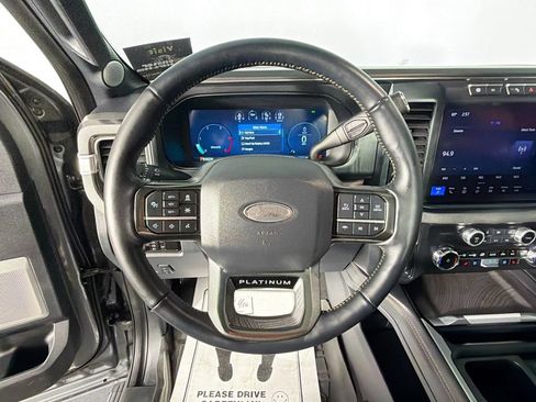 Used 2024 Ford F250 Platinum AWD/4WD image 11