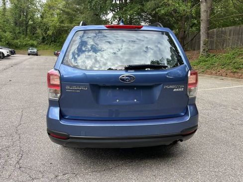 Used 2017 Subaru Forester 2.5i w/ Alloy Wheel Package AWD/4WD image 6